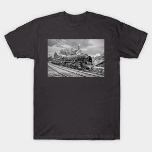 Duchess of Sutherland - Black and White T-Shirt